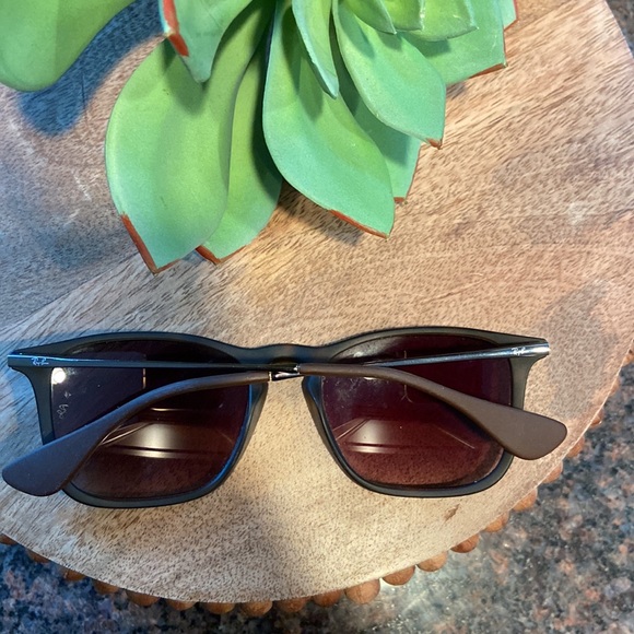 Ray Ban sunglasses - Picture 6 of 10